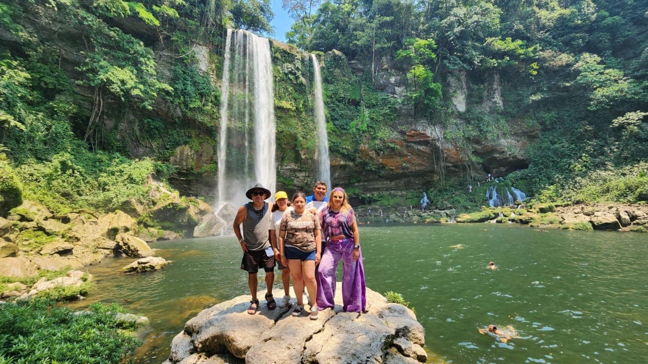 Turistas Ágape Viajes 3